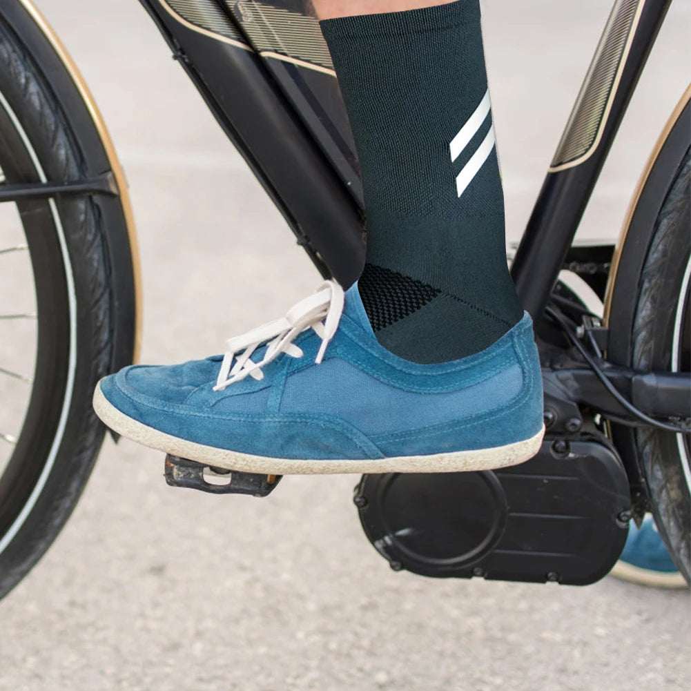 High Reflective Cycling Socks - Moisture-Wicking, Breathable Mid-Calf Socks for Sports & Fitness